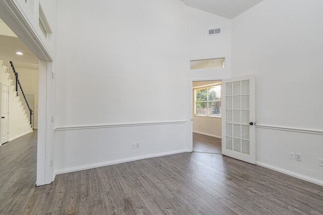 Photo - 30611 Country Meadows Dr