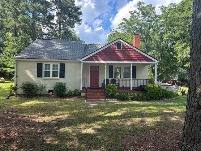 Building Photo - 523 Hilltop Dr Rental