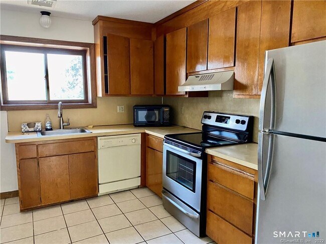 104 Summer Hill Dr Unit 104