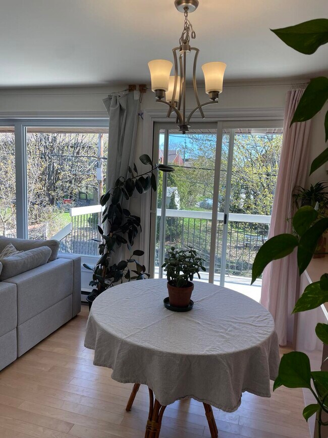 Photo - 1575 Rue Ranvoyzé Unité Condo