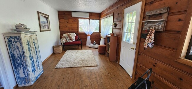 Photo - 5967grovestreet.is4lease.com