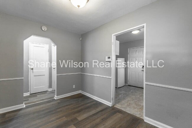 Photo - 2904 5th Ave