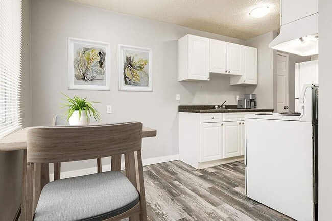 Photo - Madison Arms