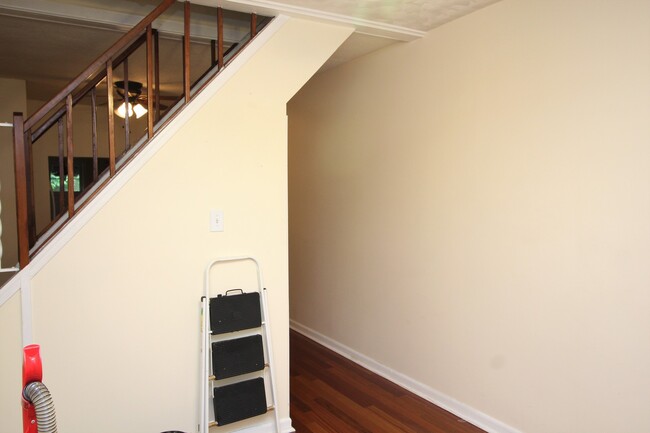 Photo - Charming Locust Point 2bd+Den/1ba Rowhome w/ W/D, CAC and One-Car garage! Available 7/15!