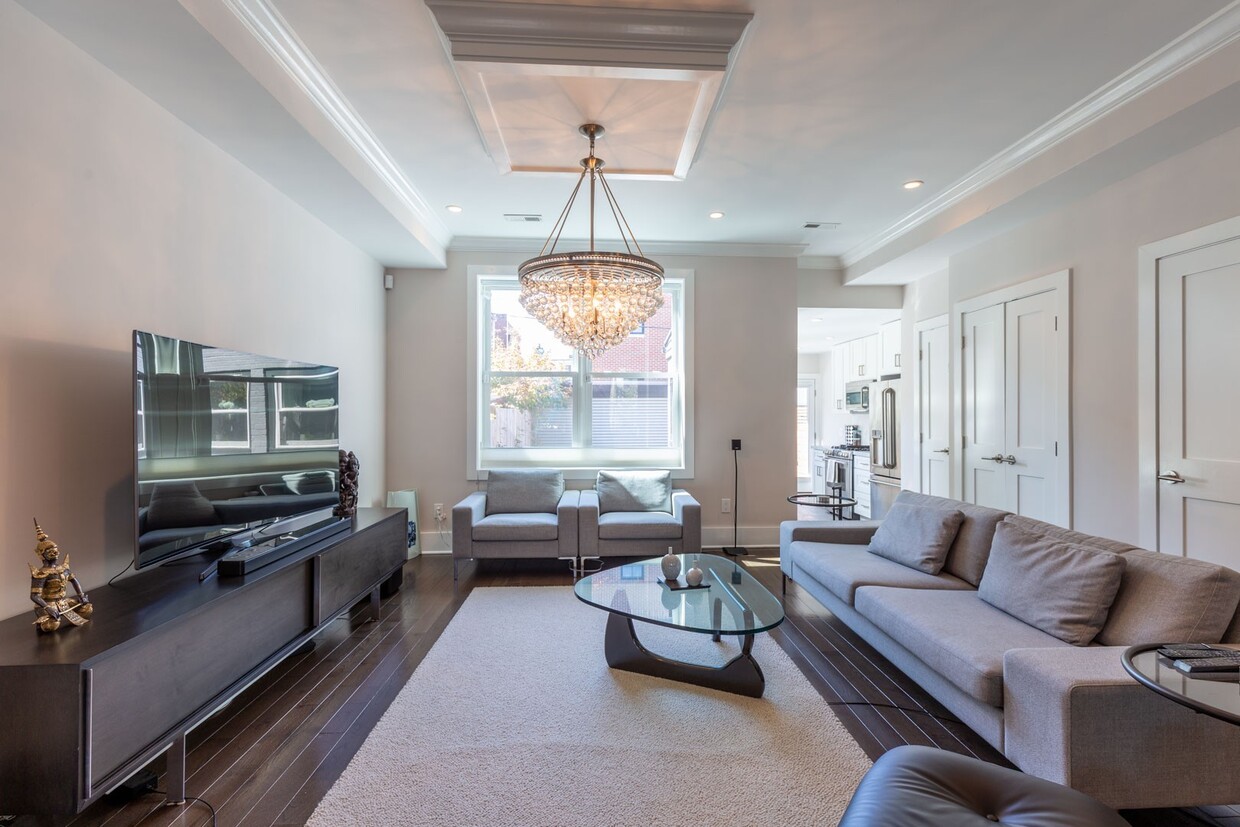 Rare Gem in LeDroit Park w/ Parking! - Rare Gem in LeDroit Park w/ Parking!