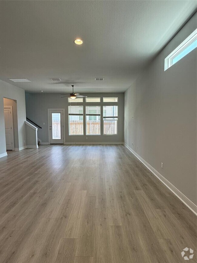 Building Photo - 2200 Grenache Dr Rental
