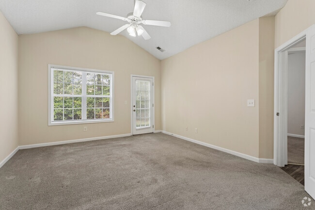 3BR, 2BA - 1,620SF - Primary Bedroom