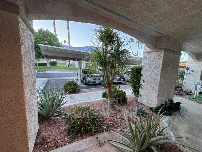 Photo - 2701 E Mesquite Ave Unit Z133