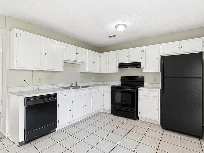 Photo - 1935 Springlake Ct