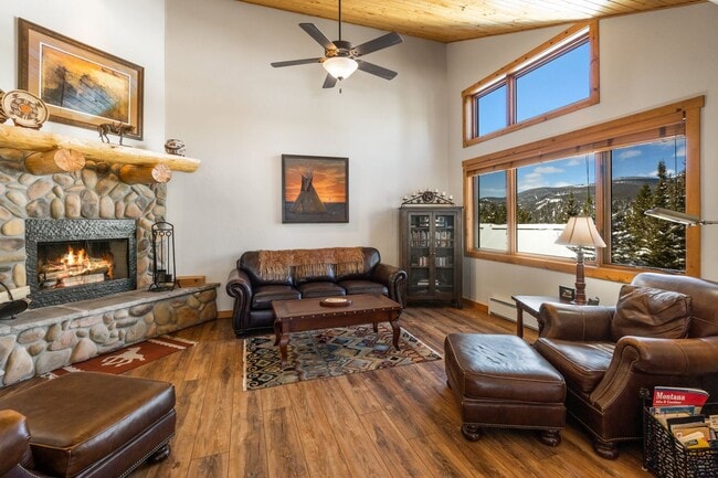 4 Bed, 4 Bath Condo in The Big Sky Meadow ... - 4 Bed, 4 Bath Condo in The Big Sky Meadow ...