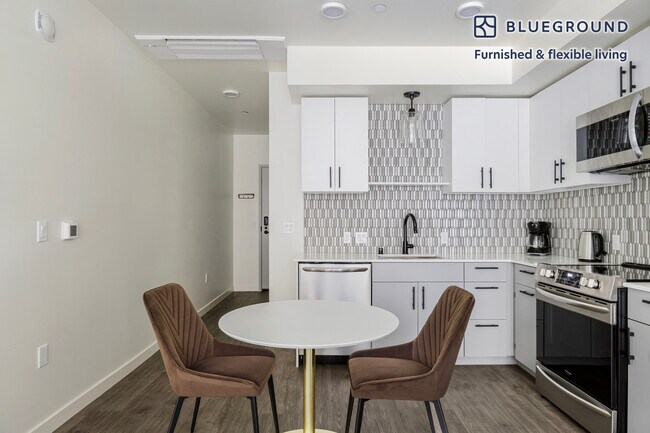 Photo - 10050 NE 10th St Unidad SI FL5-ID948