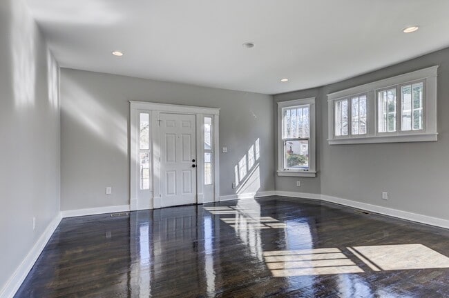 Photo - 316 N 9th St