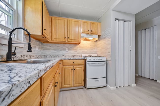 Photo - 238 Mather St