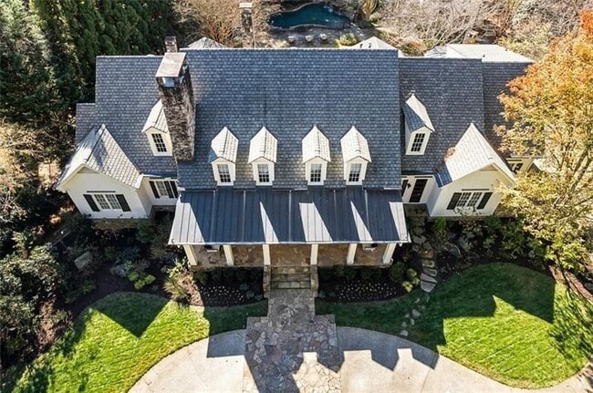 Photo - 5000 Long Island Dr