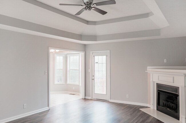 Photo - 3 Bedroom 2 Bathroom Home with Bonus Room