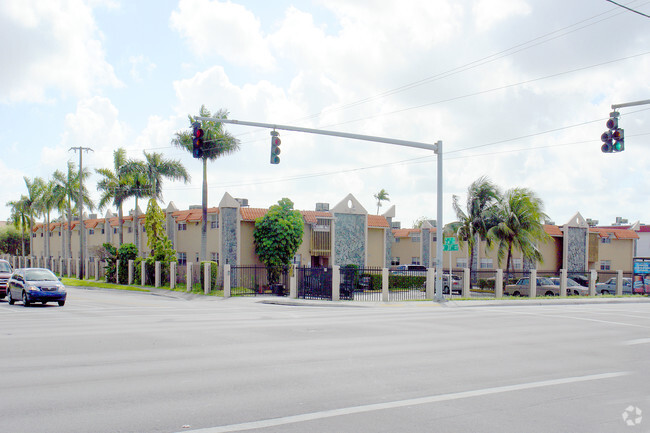 Building Photo - Blackstone Apartments