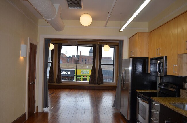 Photo - 919 A Aly Unit Apt 201