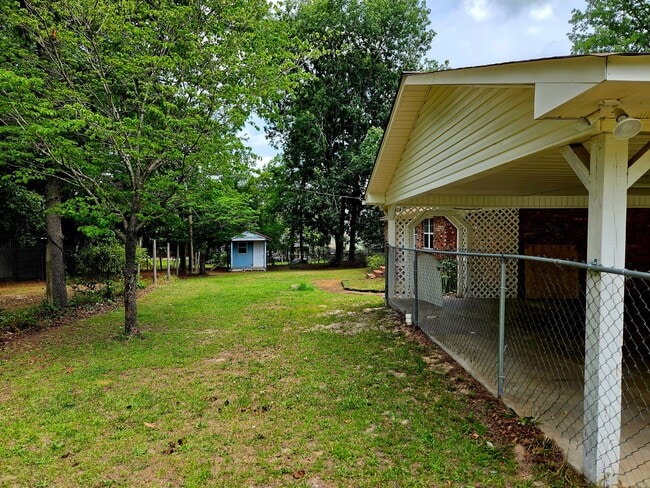 Photo - 1227 Pond Dr