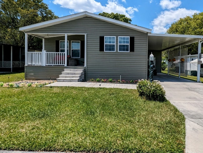 Building Photo - 2416 Leeson St Rental