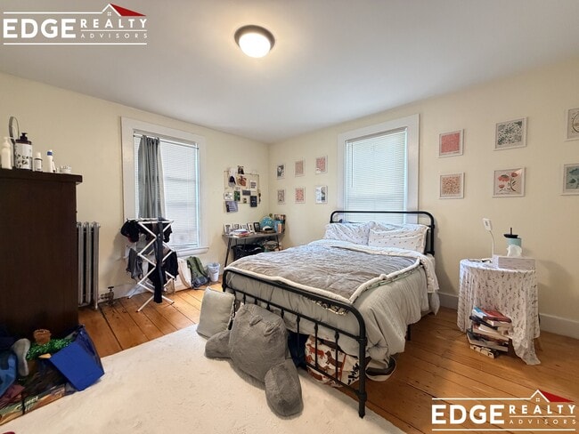 Photo - 24 Eastburn St