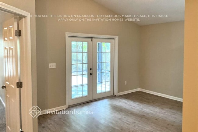 Photo - 863 S Lilac Loop