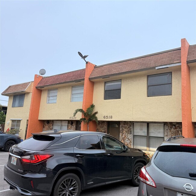 Photo - 6518 SW 41st St