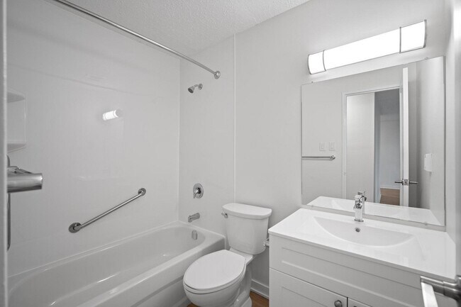 Photo - 855/857/859 James Street