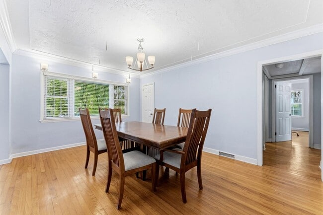 Photo - 3514 7th Ave N