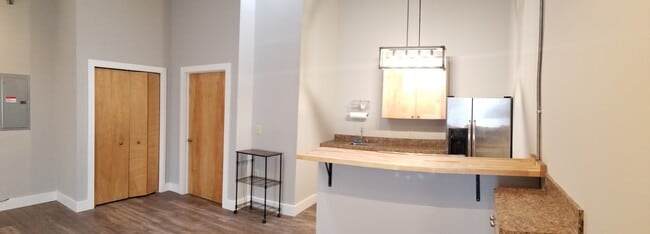 2537 Professor Ave Unit 1