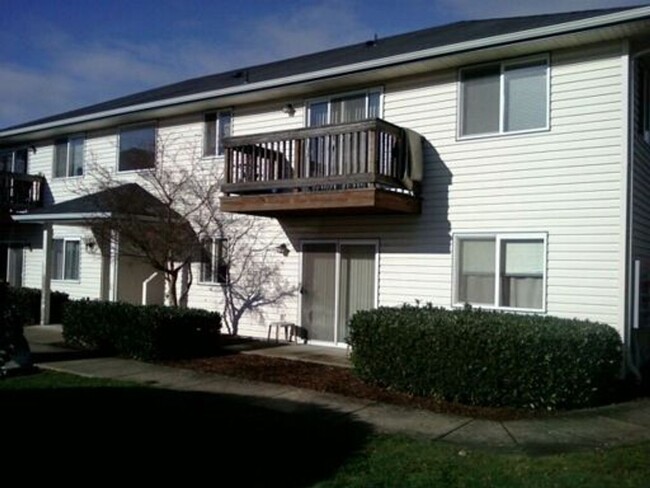 Building Photo - 160c Unit 1659 River Rd Rental