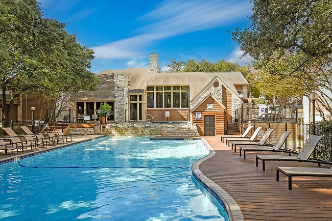 Willow Brook Apartments