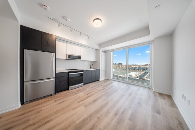 Photo - 5 York Garden Wy