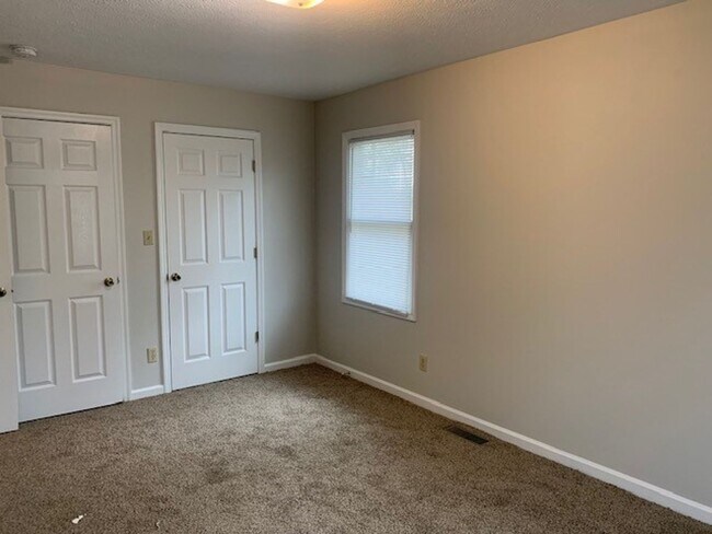 Photo - Available July 31st , 2026!!