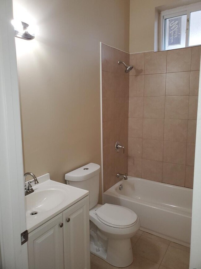 Photo - 2930 Louisiana Ave Unit C