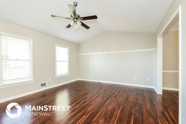 Photo - 16 Fairfield Way SW