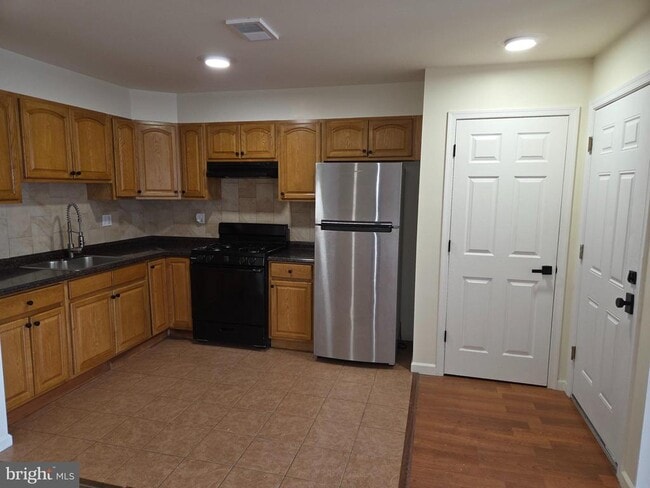 Building Photo - 1009 Red Lion Rd Rental