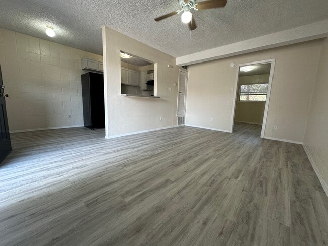 1 Bed-Room Livingroom view