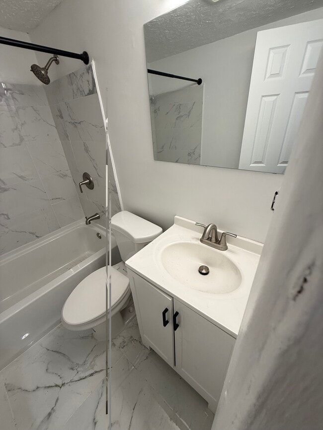 Photo - 564 Springwood Dr Unidad APT 2