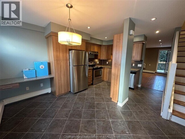 Photo - 200 Emma St Unité 8