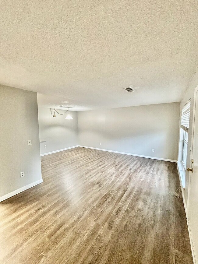 Photo - 1245 Old Lascassas Rd Unidad E1