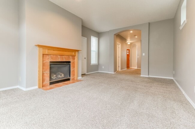 Photo - Beautiful 3 Bedroom Home in Beaverton with Fenced Patio, Attached Garage & Fireplace!