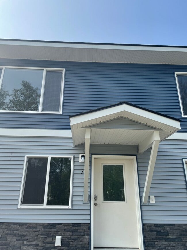 Building Photo - 2847 E Lakeview Rd Unit 3 Rental