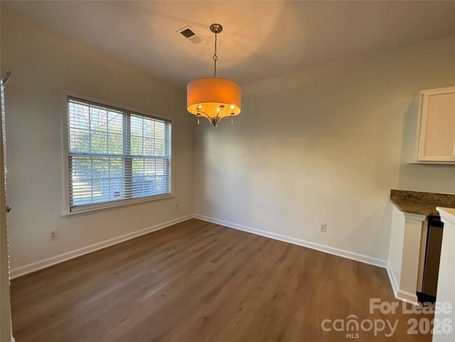 Photo - 7809 Lennoxshire Rd