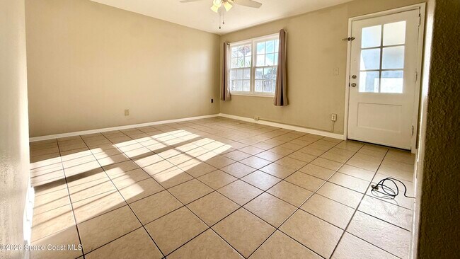 Photo - 27 Seminole Dr