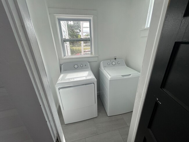 Photo - 302 Live Oak St Unit #3