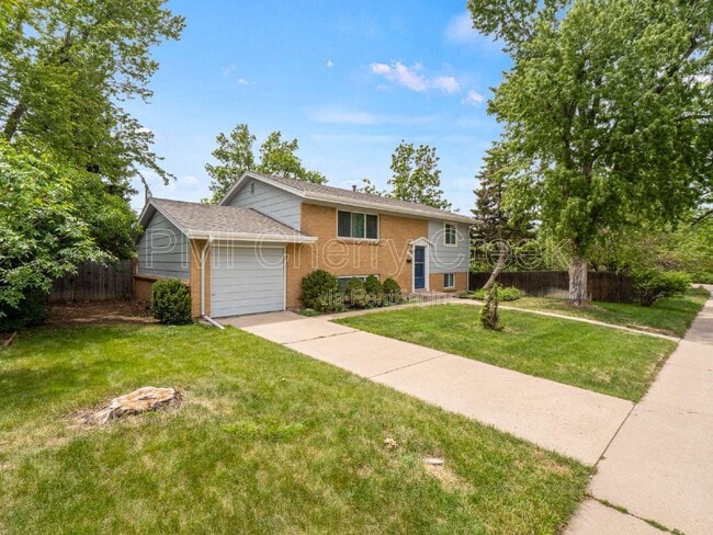Photo - 766 W Davies Way