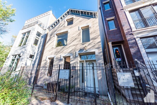 Building Photo - 1335 N Wolcott Ave Unit 1F