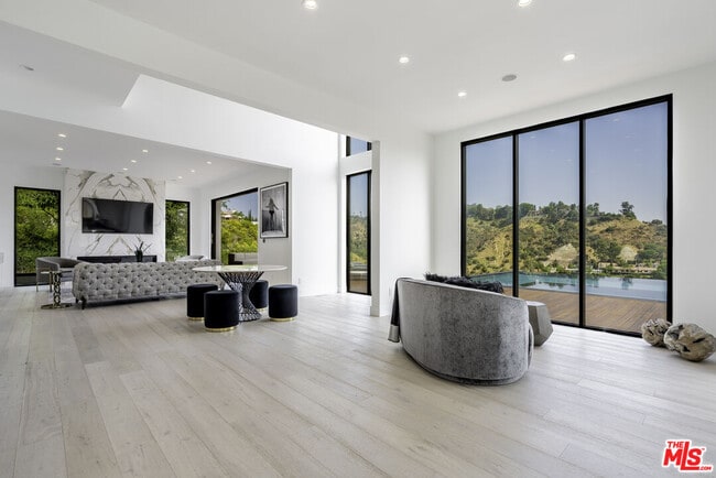 Photo - 7567 Hermes Dr