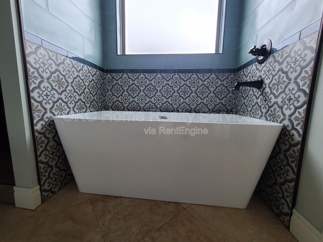 Photo - 4800 Hambletonian Ln