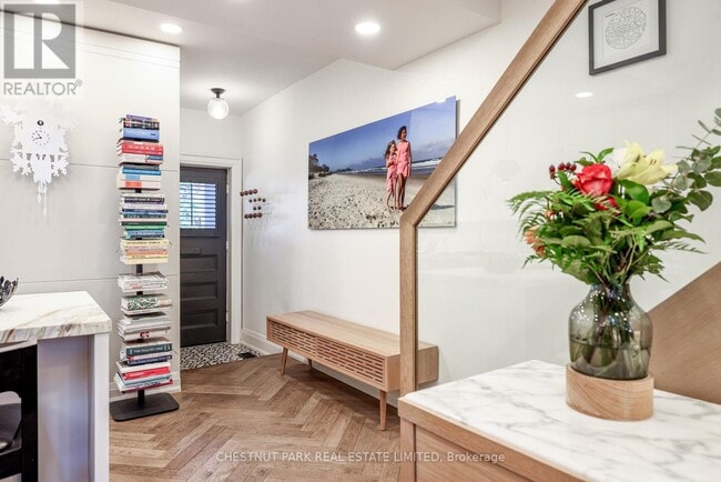 Photo - 27 Gibson Ave